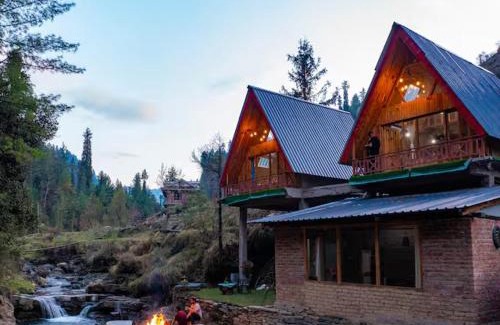 Banjar Ski Chalet | The Riverbank Nest