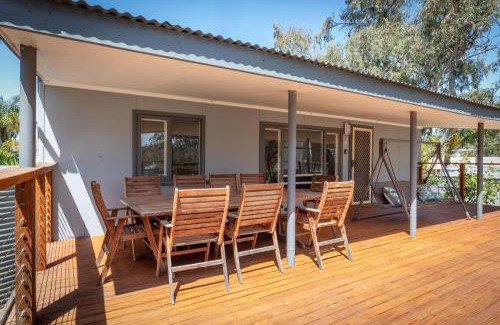 Cowirra House | The Rivers Edge Retreat for Groups and Families