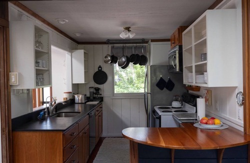Willow Creek Cabin | The RiverScape