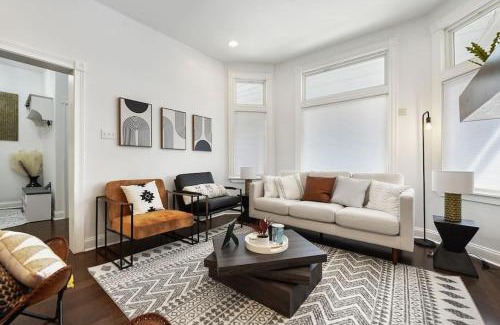 East Liberty House | The Riverview Room on Beatty