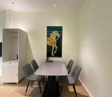 Downtown Ho Chi Minh City Hotel | The Rixx Saigon Central - Next to Ben Thanh Market