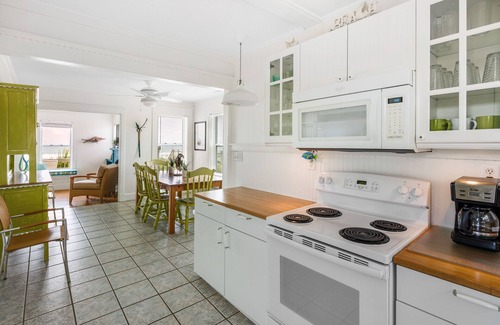 Folly Beach House | The Road Ends Here! Folly Beach/3 Bedroom/2 Full Baths/Sleeps 6/Pets Considered