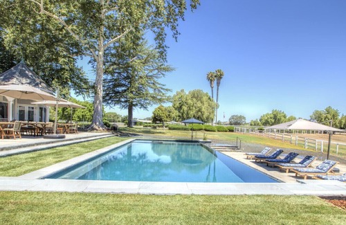 Santa Ynez House | The Roblar Farmhouse is luxury accommodations for the whole family.