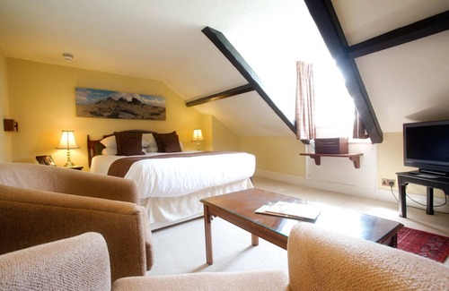 Newton Abbot Hotel | The Rock Inn