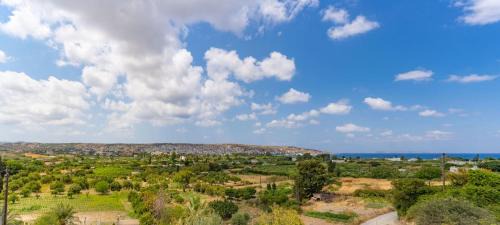 Sitia House | The Rock & The Lemon Tree