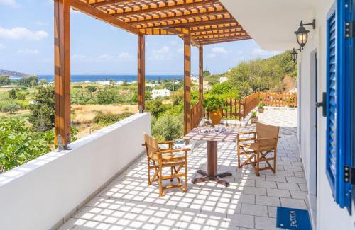 Sitia House | The Rock & The Lemon Tree