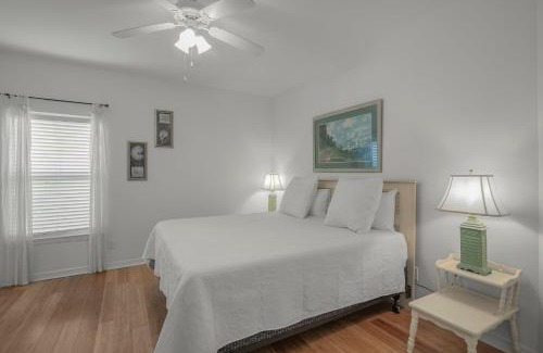 Fort Morgan House | The Rookery III 5006 by Vacation Homes Collection