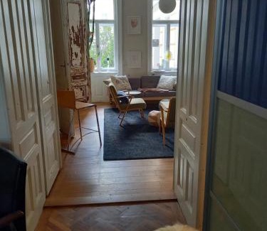 Wahring Apartment | The Room for Artists Vienna