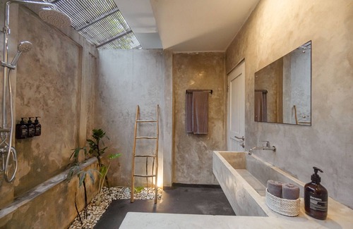 Uluwatu House | The Room Padang-Padang