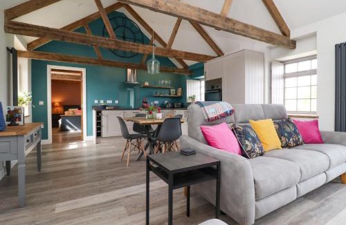 Helford Passage House | The Roost