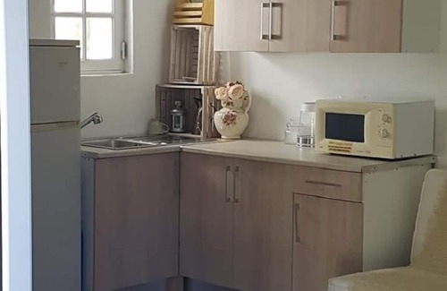 Loule Cottage | The Rosa Room, Casa De Mondo, set in the Beautiful Algarve