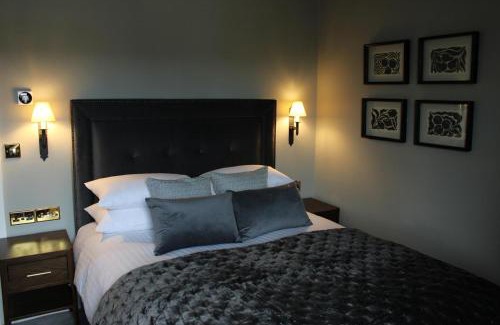Thorney Hotel | The Rose And Crown
