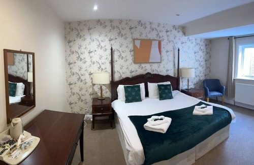 Wisbech Hotel | The Rose and Crown Hotel