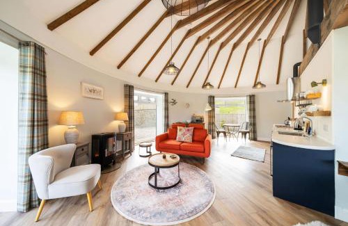 Dunkeld House | The Roundhouse