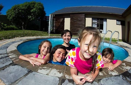 De Kelders House | The Roundhouse - Self Catering