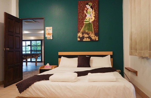 South Pattaya Hotel | The Royal Adobe Pattaya