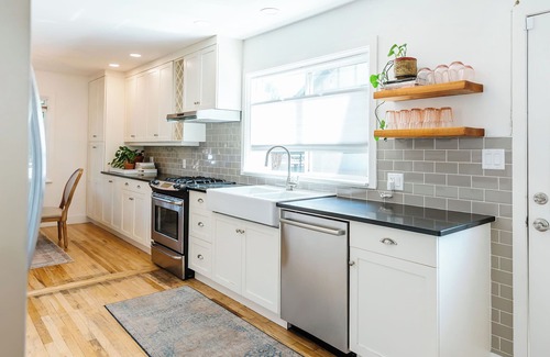 South Central House | The Royal Boheme Gorgeous Bungalow with a Backyard Deck