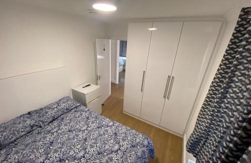 Yeading House | THE ROYAL BOUTIQUE HEATHROW LODGE by LONDON SLEEP 10