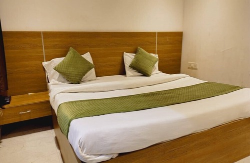 Vrindavan Resort | THE ROYAL CARGO RESORT