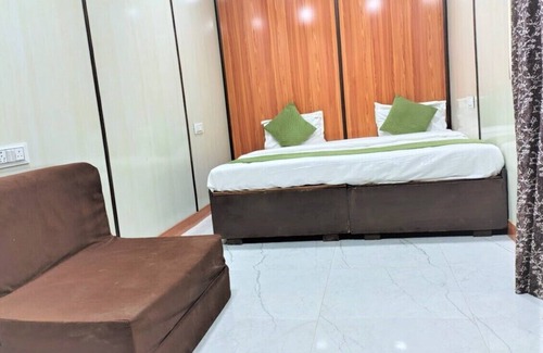 Vrindavan Resort | THE ROYAL CARGO RESORT