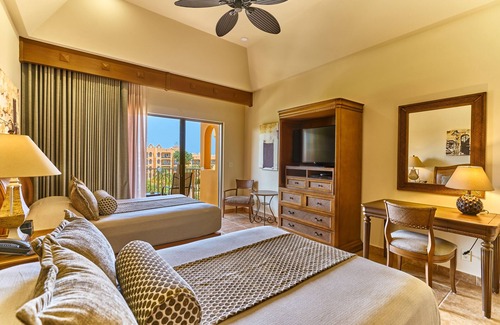 Centro Resort | The Royal Haciendas All Inclusive