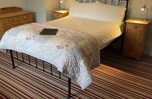 Burford Bed & Breakfast | The Royal Oak