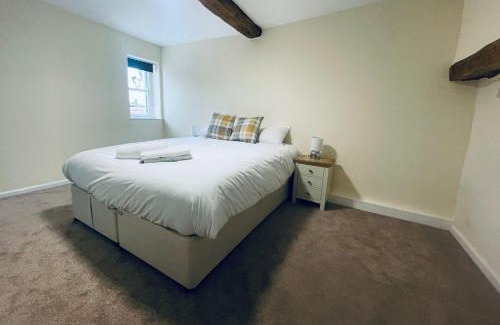 Northway Hotel | The Royal Oak
