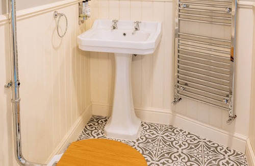 Waltham Forest Hotel | The Royal Oak