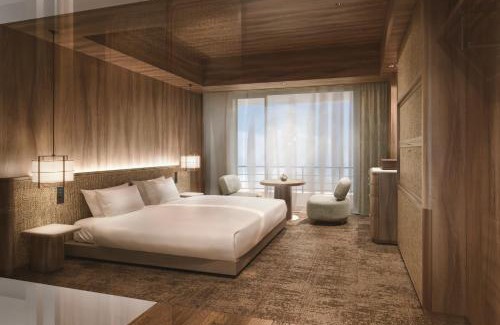 Kumoji Hotel | The Royal Park Hotel Iconic Naha