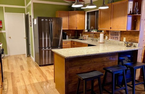 Franklin Cabin | The Ruby River - Phenomenal Riverfront Cabin