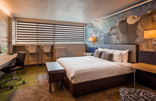 Rapid City Hotel | The Rushmore Hotel & Suites, BW Premier Collection