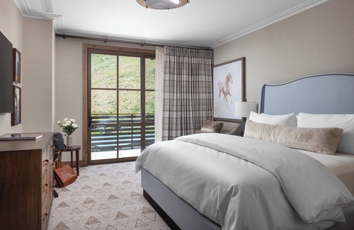 Jackson Hole Hotel | The Rusty Parrot Lodge and Spa