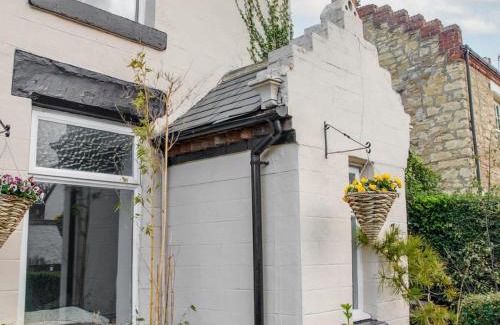 West Boldon House | The Saddler Cottage