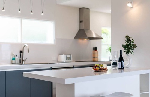 Seacliff House | The Sail House at Seacliff