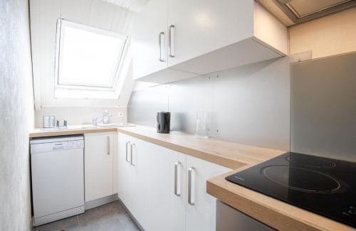 Tours City Centre Apartment | The Saint Martin cabin