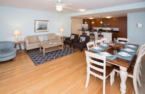 Sandbridge Apartment | The Sanctuary - Getta Tan B238