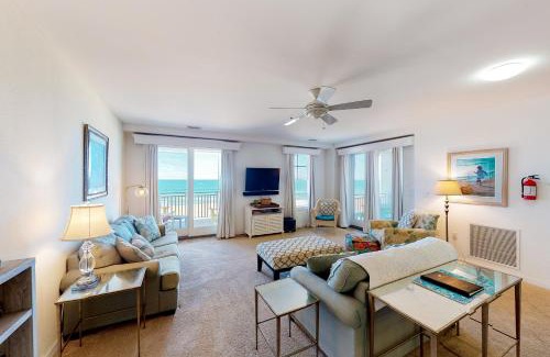 Sandbridge Apartment | The Sanctuary - Neptune's Turtle B207