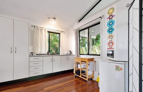 Bardon Apartment | The Sanctuary ~ Self-Contained Studio ~ Bardon