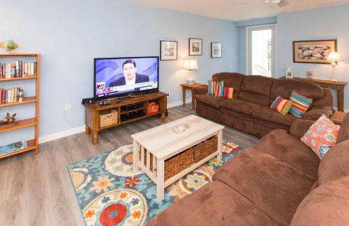 Sandbridge Apartment | The Sanctuary - Sunset Serenade A119