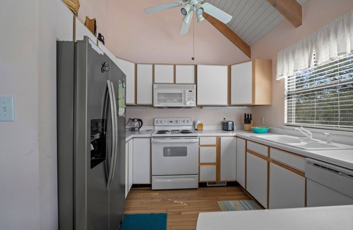 North Litchfield Beach House | The Sand Trap at Oystercatcher