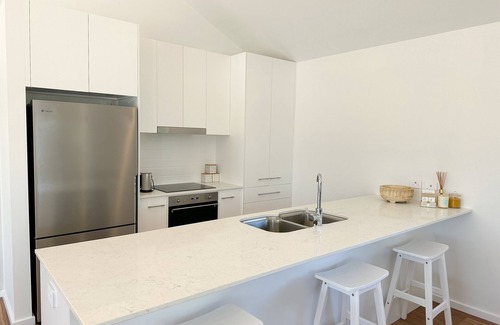 Waterhouse House | The Sandbar - Long Beach Coastal Retreat.