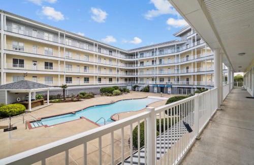 Sandbridge Apartment | The Sandbridge Dunes - A Beach Delight 116