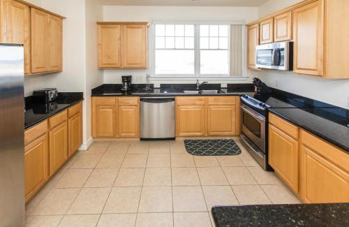 Sandbridge Apartment | The Sandbridge Dunes - Room With A View 315