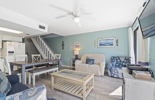 Gulf Shores Hotel | The Sands #102