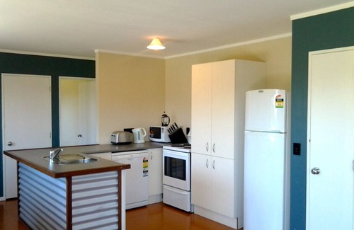 Matarangi House | The Sands - Matarangi Holiday House
