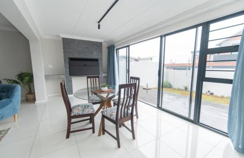 Humewood Apartment | The Sapphire