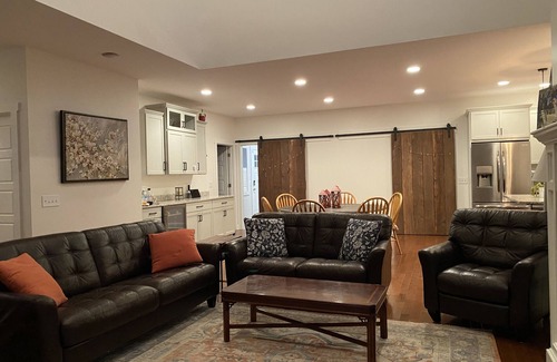 Saratoga Springs House | The Saratoga Sweet Spot