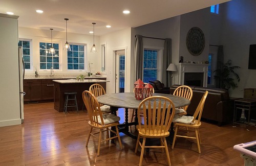Saratoga Springs House | The Saratoga Sweet Spot
