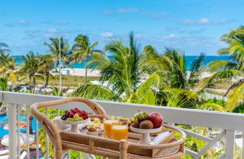 South Pointe Hotel | The Savoy Hotel & Beach Club