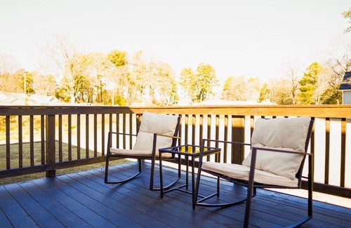 Durham Apartment | The Scandinavian Cottage - 3bed/2bath